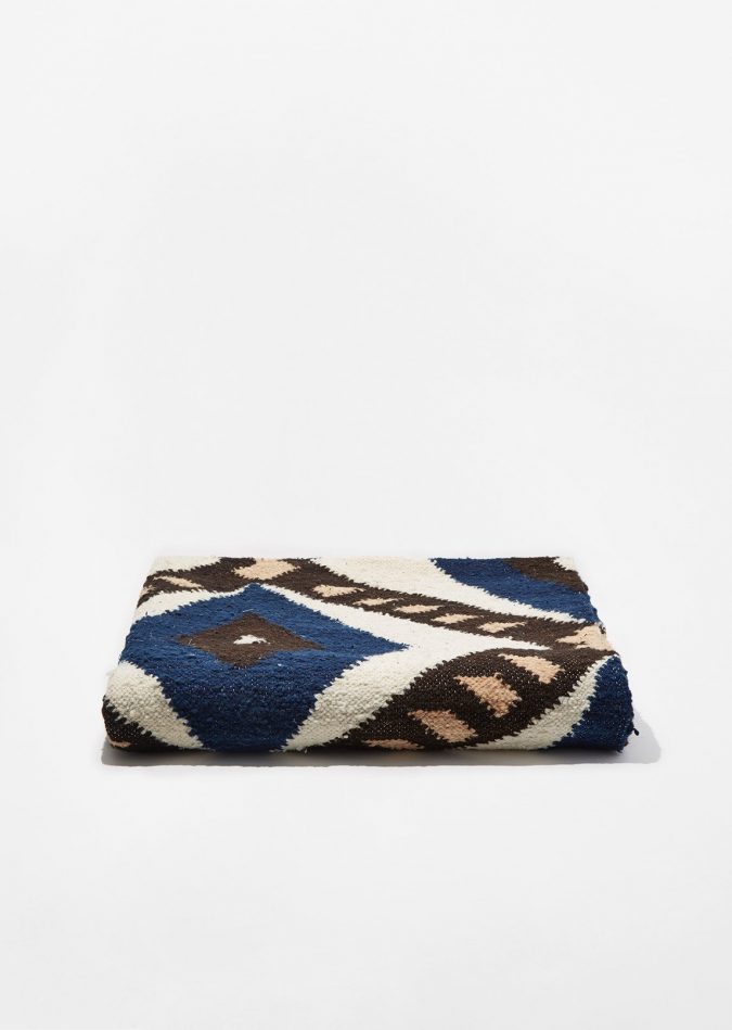 que onda vos rugs laberinto handwoven hand-spun wool